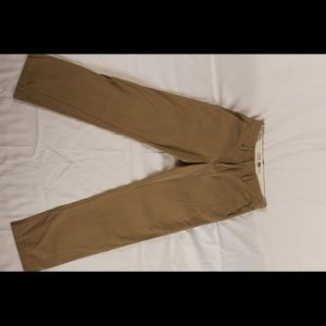 Old navy, size small/ 28x30, khaki color, 100% cotton, and I. Great condition.
